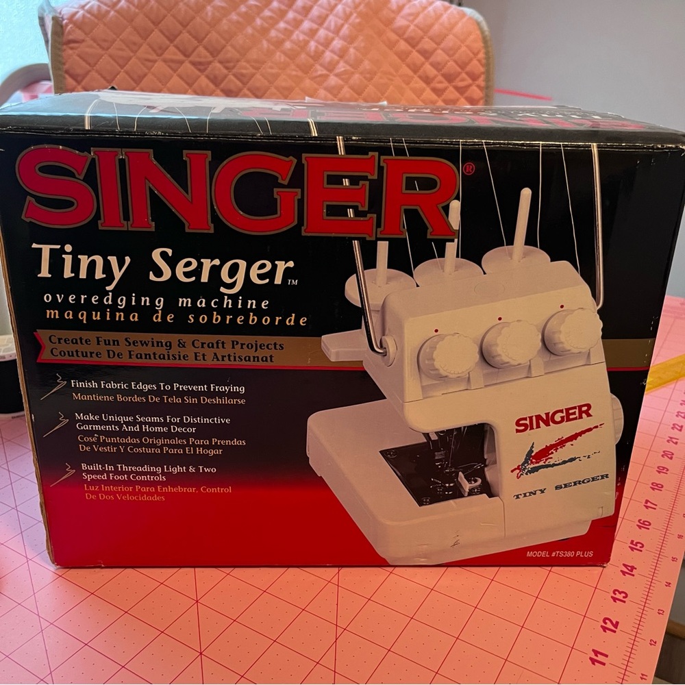 Singer Tiny Serger
